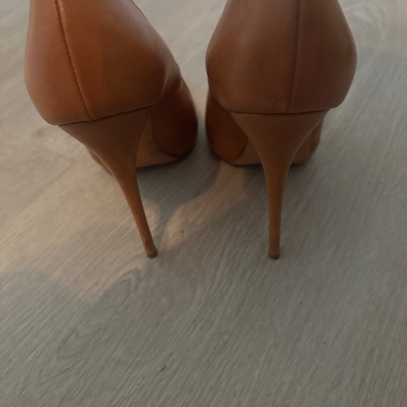 Alexander McQueen pumps - Picture 3 of 8